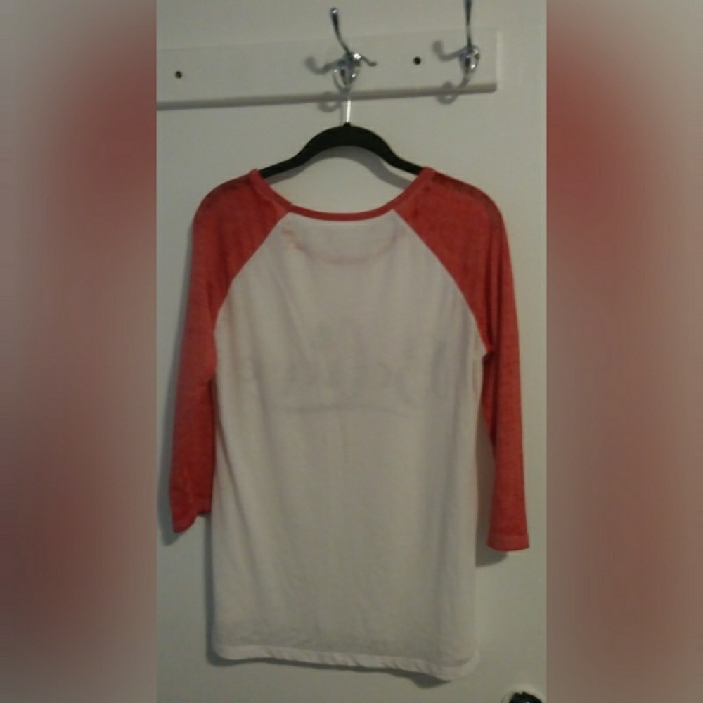 Liv + Zoe Believe Top Size Medium - Picture 2 of 3